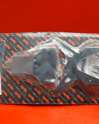 PORTATARGA REGOLABILE APRILIA SHIVER
