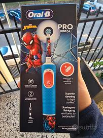Oral-B Pro Kids 3+ Spazzolino Elettrico -Spiderman