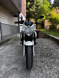 Yamaha XJ6 – Anno 2009