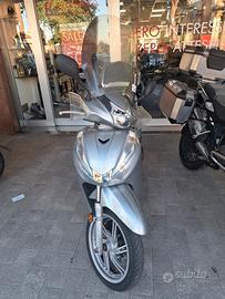 Honda SH 300 abs 2019 Permute garanzia finanziamen