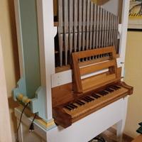 organo a canne in stile settecentesco
