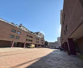 3 LOCALI A NAPOLI