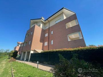 Appartamento di 50 m² con 2 locali e box auto a Le