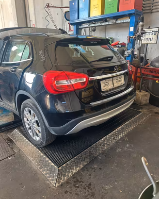Ricambi Carrozzeria Mercedes GLA 2016