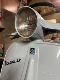 Vespa 50 del 1965
