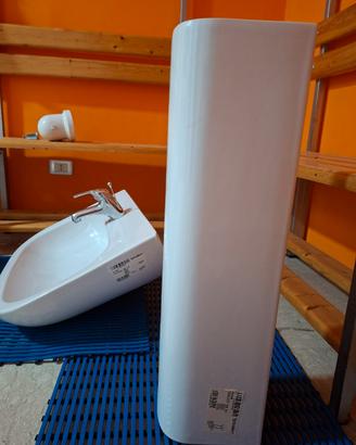  lavabo con colonna ,bidet  e vaso terra