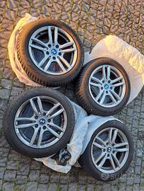 4 Cerchi in lega 16" gommati Goodyear Ultragrip - 