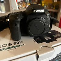 Macchina fotografica CANON EOS 90D