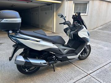 Kimco xciting 400 bianco