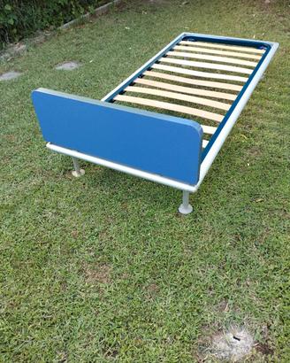 letto singolo per ragazzo