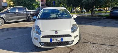 Fiat punto bianca