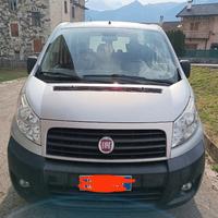 Fiat scudo 2000 cc 130 CV autocarro 6 posti gancio