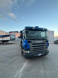 Scania P380 con GRU PM