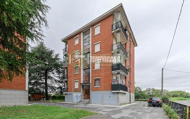 3 locali con box,COMPLETAMENTE RISTRUTTURATO - COR