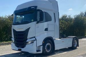 Trattore stradale usato