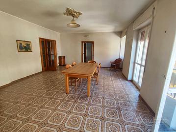 Altamura, zona via dei mille, appartamento 190 mq