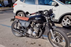 Moto guzzi 400 GTS cafe racer