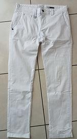 Pantaloni bianchi