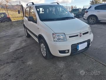 FIAT PANDA.  4X4  