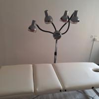 2 lettini pieghevoli per fisioterapia + lampada in