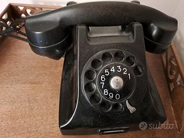 Telefono vintage Ericsson in bachelite