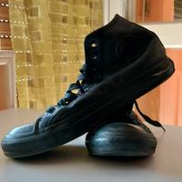 Converse in pelle