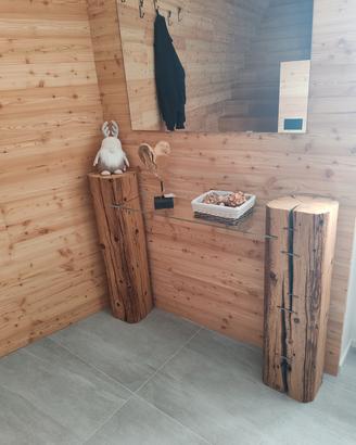 mobiletto soggiorni, comodini