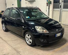 Ford Fiesta 1.2 Benzina Neopatentati