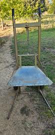 carrello elevatore damigiane