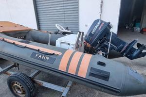 gommone da pesca 390