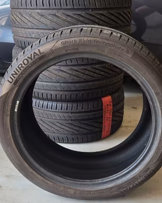 4 Pneumatici estivi
