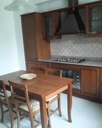 Cucina nuova in legno massello