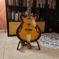 Eastwood Basso Semiacustico Classic 4