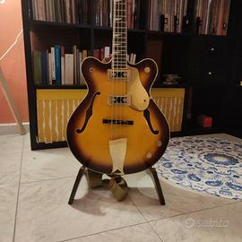 Eastwood Basso Semiacustico Classic 4