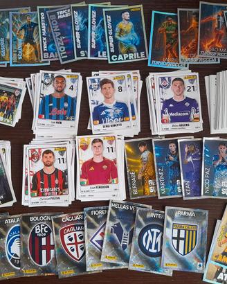 200 figurine diverse 2025 2026 calciatori panini
