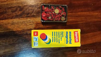 Puntine rosse e Magneti assortiti