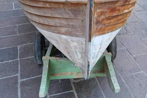 Lancia di legno da risistemare