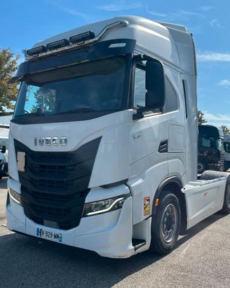 Iveco S way