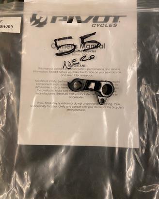 Forcellino posteriore mtb pivot mach 5.5 nuovo