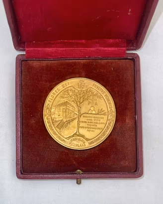 Rara Medaglia Commemorativa Antica (1933)