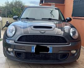 MINI COOPER S DEL 2011 con 284 CV