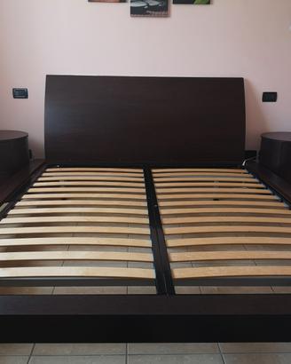 letto matrimoniale + 2 comodini coordinati