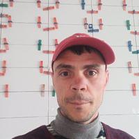 Muratore piastrellista