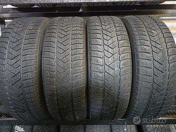 Gomme 235/65/19 Pirelli invernali