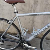 Bici da corsa vintage cannondale