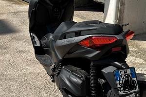 Yamaha XMax 400