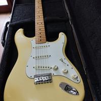  Fender Stratocaster hard tail (USA) del 1981 