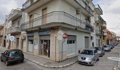 MULTILOCALE A FRANCAVILLA FONTANA