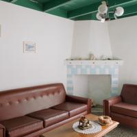 Intera casa su due piani