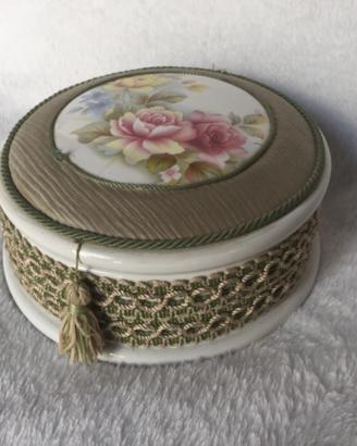 Cofanetto ceramica vintage decorato
